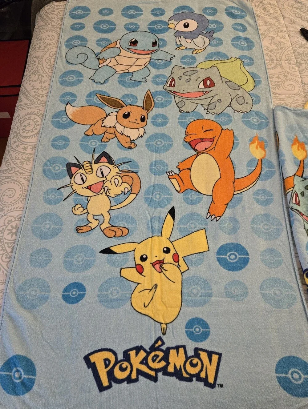 Kids' Pokemon Pikachu Kids Cotton Hooded Towel & Pokemon Towel